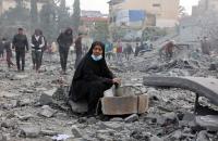 الإحتلال وسلطة النقد الفلسطينية على المواطن