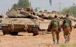 دبابات إسرائيلية على حدود غزة