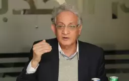 الصحفي المصري البارز عبد الله السناوي