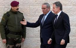 حسين الشيخ خلال زيارة بلينكين إلى رام الله