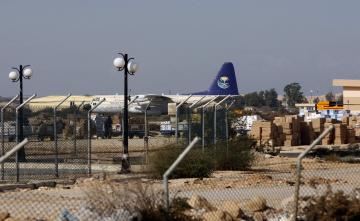 تطوير مطار العريش الدولي