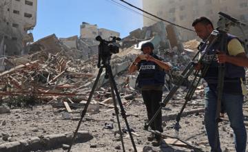 الاعلامين في تغطية أحداث الحرب على غزة