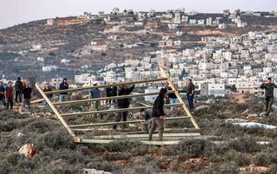 مستوطنين في مواجهات مع الفلسطينين