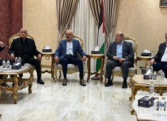 الفصائل في القاهرة
