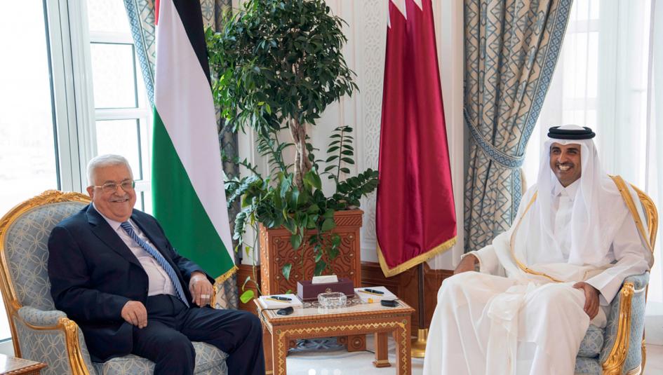 امير قطر يلتقي محمود عباس