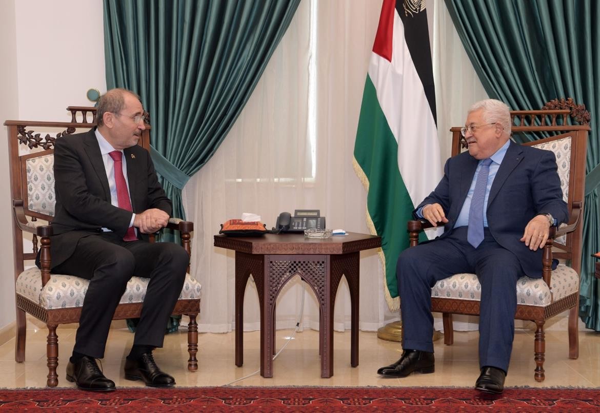  الرئيس محمود عباس، يستقبل وزير الخارجية الأردني ايمن الصفدي